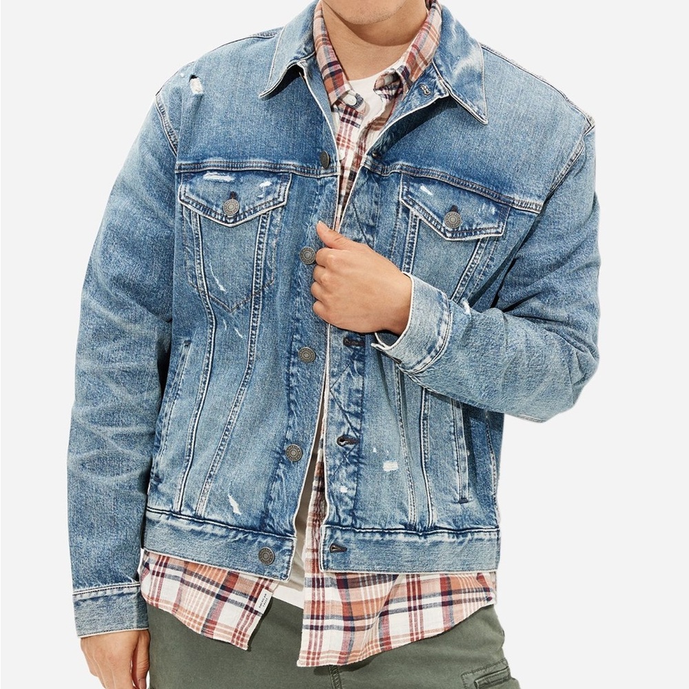 American Eagle Outfitters Men’s Jean Jacket.